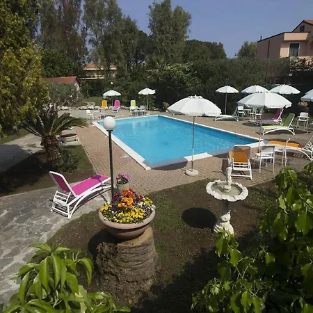 דירה Paola Int. 3 *